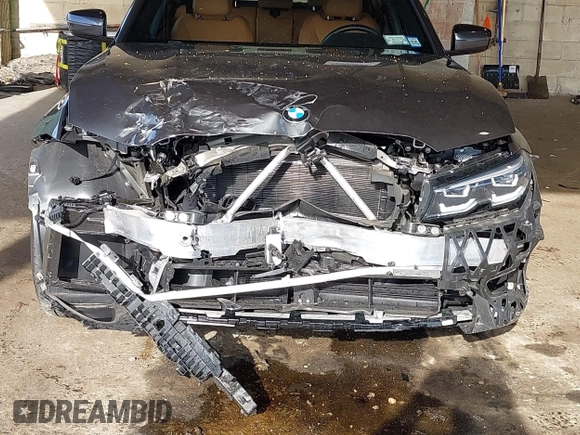 2021 BMW 3 Series 330i xDrive z VIN 3MW5R7J03M8B87133, wystawiony jako IAAI lot #42005842 z przebiegiem 28 668 mil mil oraz . Historia ofert i sprzedaży dostępna na DreamBid. Obrazek 6.