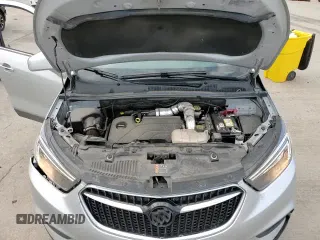 2022 Buick Encore Preferred z VIN KL4CJASM7NB555534, wystawiony jako Copart lot #50524685 z przebiegiem 59 258 mil mil oraz Szkoda całkowita • Salvage title. Historia ofert i sprzedaży dostępna na DreamBid. Obrazek 16.