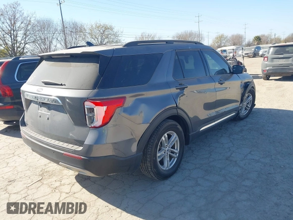 2023 Ford Explorer XLT with VIN 1FMSK7DH4PGB05813, listed as a IAAI auction lot 41761801 with 11,191 mi miles. Bid and sale history available at carsss.com. Image 4.