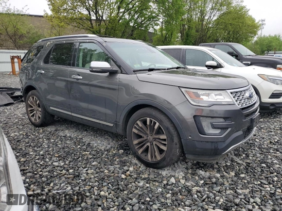 2016 Ford Explorer Platinum z VIN 1FM5K8HT9GGB76930, wystawiony jako Copart lot #56923465 z przebiegiem 141 811 mil mil oraz Szkoda całkowita • Salvage title. Historia ofert i sprzedaży dostępna na DreamBid. Obrazek 4.