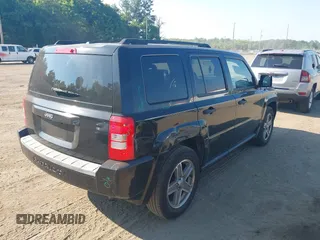 2007 Jeep Patriot Sport with VIN 1J8FT28W77D363302, listed as a IAAI auction lot 41155420 with 120,106 mi miles and . Bid and sale history available at DreamBid. Image 4.