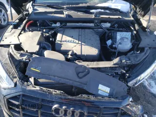 2024 Audi Q5 Komfort with VIN WA1AAAFY0R2077810, listed as a Copart auction lot 83154204 with 14,384 mi miles and Salvage Title. Bid and sale history available at carsss.com. Image 12.
