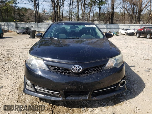 2014 Toyota Camry L with VIN 4T1BF1FK0EU304866, listed as a Copart auction lot 49489535 with 322,597 mi miles and Salvage Title. Bid and sale history available at carsss.com. Image 5.