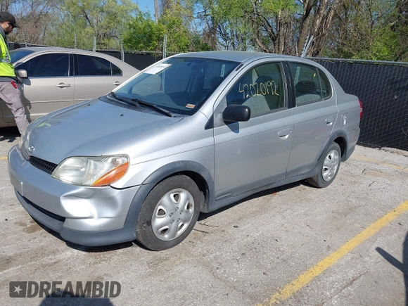2000 Toyota ECHO z VIN JTDBT1239Y0085753, wystawiony jako IAAI lot #42020192 z przebiegiem 198 018 mil mil oraz . Historia ofert i sprzedaży dostępna na DreamBid. Obrazek 2.