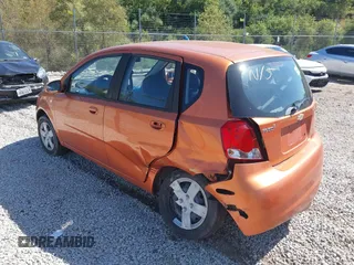 2007 Chevrolet Aveo LS z VIN KL1TD66697B746324, wystawiony jako IAAI lot #40257318 z przebiegiem 144 789 mil mil oraz . Historia ofert i sprzedaży dostępna na DreamBid. Obrazek 3.