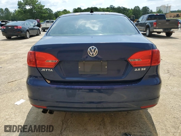2011 Volkswagen Jetta SE with VIN 3VWDX7AJ8BM022225, listed as a Copart auction lot 60039795 with 101,887 mi miles and Clean title. Bid and sale history available at DreamBid. Image 6.