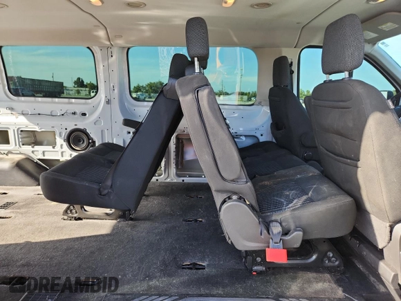 2019 Ford Transit Passenger XL with VIN 1FBZX2ZM4KKA75090, listed as a Copart auction lot 59960275 with 137,417 mi miles and Non repairable. Bid and sale history available at DreamBid. Image 10.