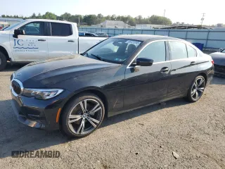 2019 BMW 3 Series 330i xDrive with VIN WBA5R7C5XKAJ87253, listed as a Copart auction lot 66121245 with 18,014 mi miles and Clean title. Bid and sale history available at DreamBid. Image 1.