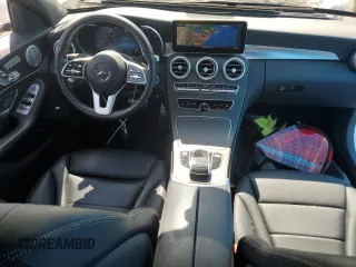 2020 Mercedes-Benz C 300 with VIN 55SWF8EB8LU327882, listed as a Copart auction lot 60080425 with 38,045 mi miles and Salvage title. Bid and sale history available at DreamBid. Image 8.
