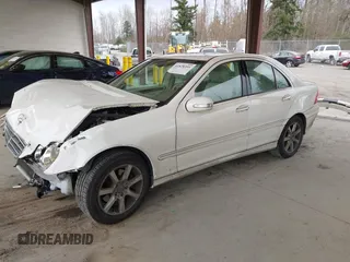 2007 Mercedes-Benz C 280 Luxury с VIN WDBRF54H97F880897, выставлен на аукционе IAAI как лот 41828391 с пробегом 177 644 миль миль и . История ставок и продаж доступна на DreamBid. Изображение 18.