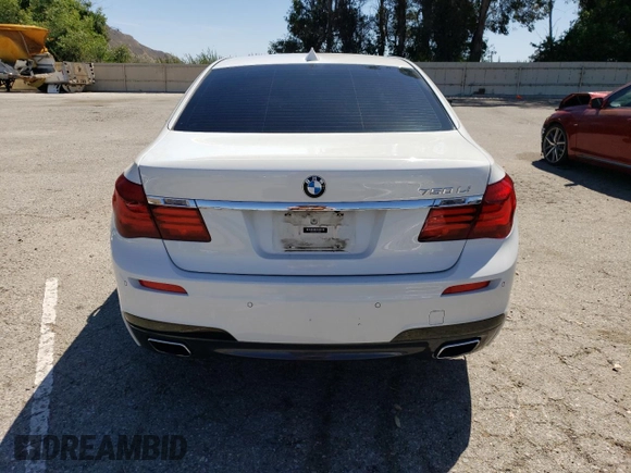 2015 BMW 7 Series 750Li z VIN WBAYE8C50FD782356, wystawiony jako Copart lot #64578895 z przebiegiem 195 656 mil mil oraz Czysty tytuł • Clean title. Historia ofert i sprzedaży dostępna na DreamBid. Obrazek 6.