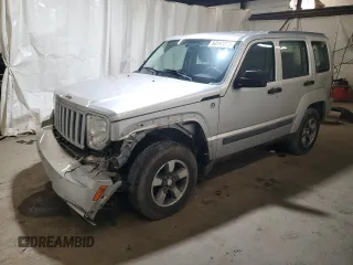 2008 Jeep Liberty Sport z VIN 1J8GN28K98W105722, wystawiony jako Copart lot #54117375 z przebiegiem 150 376 mil mil oraz Szkody całkowita. Historia ofert i sprzedaży dostępna na DreamBid. Obrazek 1.
