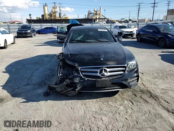 2019 Mercedes-Benz E 300 z VIN WDDZF4JB9KA630275, wystawiony jako Copart lot #44413125 z przebiegiem 95 896 mil mil oraz Szkoda całkowita • Salvage title. Historia ofert i sprzedaży dostępna na DreamBid. Obrazek 11.