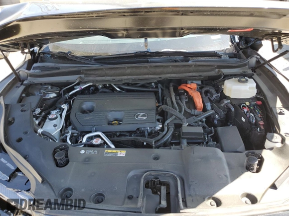 2024 Lexus RX 450h+ Luxury z VIN JTJCJMGA2R2021916, wystawiony jako Copart lot #57710955 z przebiegiem 10 959 mil mil oraz Szkoda całkowita • Salvage title. Historia ofert i sprzedaży dostępna na DreamBid. Obrazek 12.