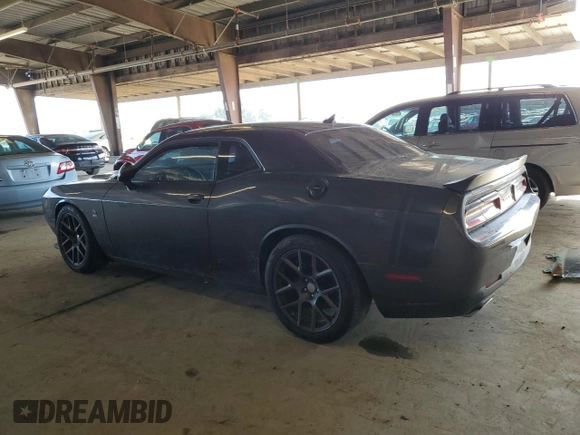 2016 Dodge Challenger R/T Scat Pack z VIN 2C3CDZFJXGH240494, wystawiony jako Copart lot #57259225 z przebiegiem 54 651 mil mil oraz Tytuł czysty. Historia ofert i sprzedaży dostępna na DreamBid. Obrazek 2.