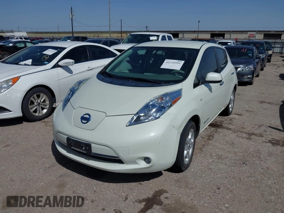 2011 Nissan LEAF SL-e with VIN JN1AZ0CP4BT008089, listed as a IAAI auction lot 41718991 with 48,598 mi miles. Bid and sale history available at carsss.com. Image 2.