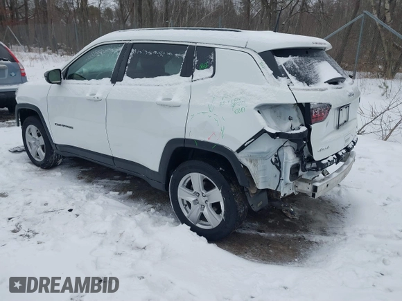 2022 Jeep Compass Latitude with VIN 3C4NJDBB0NT181278, listed as a IAAI auction lot 41502849 with 30,827 mi miles and . Bid and sale history available at DreamBid. Image 3.
