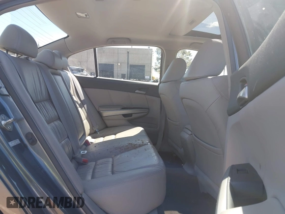 2008 Honda Accord EX-L z VIN 1HGCP36818A073425, wystawiony jako IAAI lot #41939118 z przebiegiem Nie podano mil oraz . Historia ofert i sprzedaży dostępna na DreamBid. Obrazek 8.