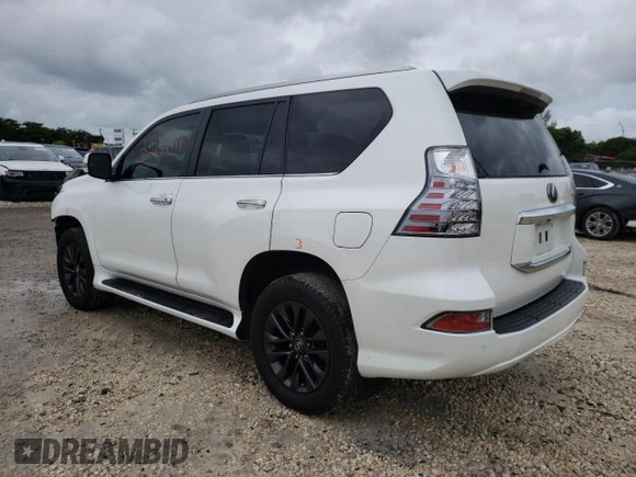 2020 Lexus GX with VIN JTJAM7BX9L5259957, listed as a Copart auction lot 68637512 with 32,701 mi miles. Bid and sale history available at carsss.com. Image 2.