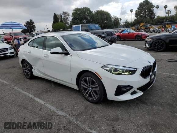 2020 BMW 2 Series 228i xDrive z VIN WBA73AK05L7F77031, wystawiony jako Copart lot #54429595 z przebiegiem 31 485 mil mil oraz Szkoda całkowita • Salvage title. Historia ofert i sprzedaży dostępna na DreamBid. Obrazek 4.