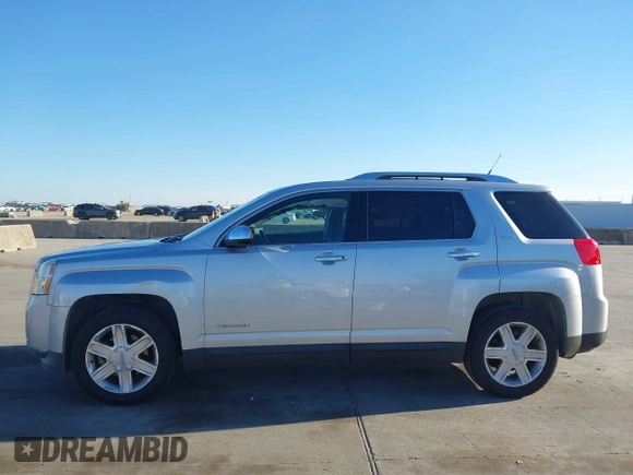 2010 GMC Terrain SLT-2 with VIN 2CTALHEW1A6298983, listed as a IAAI auction lot 40981841 with 131,821 mi miles and . Bid and sale history available at carsss.com. Image 14.