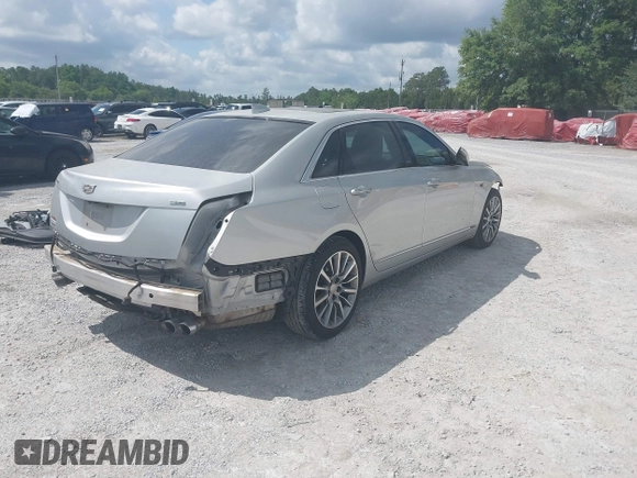 2018 Cadillac CT6 Luxury AWD z VIN 1G6KD5RS7JU101256, wystawiony jako IAAI lot #42139045 z przebiegiem 78 820 mil mil oraz . Historia ofert i sprzedaży dostępna na DreamBid. Obrazek 4.