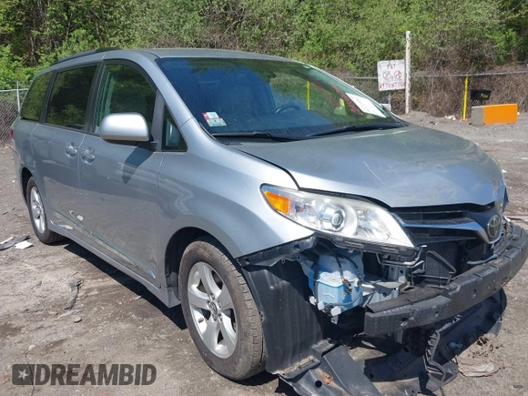 2019 Toyota Sienna LE Auto Access Seat with VIN 5TDKZ3DC9KS990764, listed as a IAAI auction lot 42219964 with 53,623 mi miles and . Bid and sale history available at DreamBid. Image 1.
