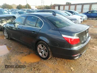 2009 BMW 5 Series 528i with VIN WBANU53529C121796, listed as a IAAI auction lot 35911209 with 178,049 mi miles and . Bid and sale history available at carsss.com. Image 3.