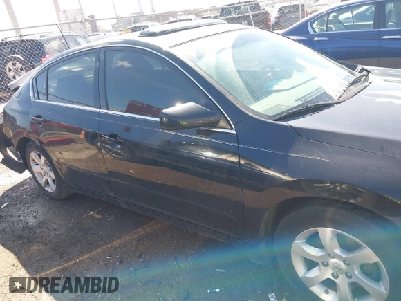 2008 Nissan Altima 2.5 with VIN 1N4AL21E68N502789, listed as a IAAI auction lot 41865109 with 182,407 mi miles. Bid and sale history available at carsss.com. Image 13.