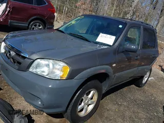 2006 Mazda Tribute i with VIN 4F2YZ92Z16KM25216, listed as a IAAI auction lot 41664006 with 228,222 mi miles and . Bid and sale history available at carsss.com. Image 17.