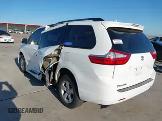 2019 Toyota Sienna LE Auto Access Seat with VIN 5TDKZ3DC7KS985028, listed as a IAAI auction lot 41757413 with 65,865 mi miles and . Bid and sale history available at DreamBid. Image 3.