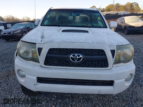 2011 Toyota Tacoma PreRunner with VIN 3TMJU4GN4BM120871, listed as a IAAI auction lot 41367953 with Not Provided miles and . Bid and sale history available at DreamBid. Image 11.