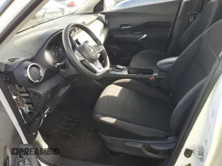 2021 Nissan Kicks SV with VIN 3N1CP5CV3ML537468, listed as a Copart auction lot 42263025 with 44,206 mi miles and Non Repairable. Bid and sale history available at DreamBid. Image 7.