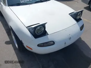 1992 Mazda MX-5 Miata with VIN JM1NA3513N0308521, listed as a IAAI auction lot 42225665 with 235,947 mi miles and . Bid and sale history available at DreamBid. Image 6.