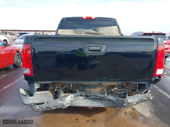 2013 GMC Sierra 1500 SLT with VIN 3GTP2WE73DG186362, listed as a IAAI auction lot 41719448 with 204,637 mi miles. Bid and sale history available at carsss.com. Image 6.