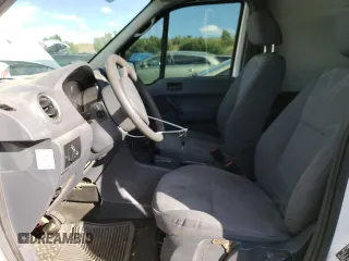 2010 Ford Transit Connect XL z VIN NM0LS7AN5AT010952, wystawiony jako Copart lot #70926704 z przebiegiem 183 978 mil mil oraz Czysty tytuł • Clean title. Historia ofert i sprzedaży dostępna na DreamBid. Obrazek 7.