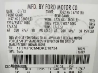 2013 Ford F-150 XL z VIN 1FTMF1CM4DKE18754, wystawiony jako IAAI lot #42844298 z przebiegiem 71 624 mil mil oraz . Historia ofert i sprzedaży dostępna na DreamBid. Obrazek 6.