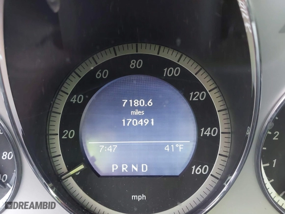 2009 Mercedes-Benz C-Class 3.0L Sport with VIN WDDGF54X89R042576, listed as a IAAI auction lot 41836056 with 170,491 mi miles. Bid and sale history available at carsss.com. Image 7.