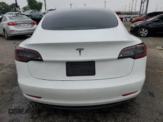 2023 Tesla Model 3 с VIN 5YJ3E1EAXPF574333, выставлен на аукционе Copart как лот 60702975 с пробегом 28 824 миль миль и Списание • Salvage title. История ставок и продаж доступна на DreamBid. Изображение 6.