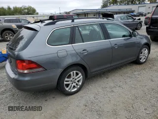 2014 Volkswagen Jetta SportWagen TDI w/Sunroof with VIN 3VWPL7AJ0EM611329, listed as a Copart auction lot 70435164 with 131,920 mi miles and Salvage Title. Bid and sale history available at carsss.com. Image 3.