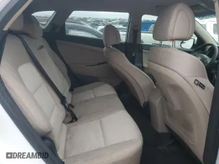2017 Hyundai Tucson SE with VIN KM8J23A4XHU385536, listed as a Copart auction lot 44353945 with 130,790 mi miles and Clean Title. Bid and sale history available at carsss.com. Image 10.