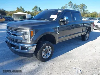 2019 Ford Super Duty F-250 SRW XL with VIN 1FT7W2BT5KED34627, listed as a IAAI auction lot 41335162 with 84,552 mi miles. Bid and sale history available at carsss.com. Image 17.