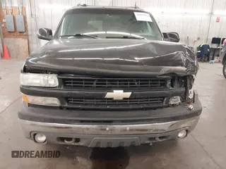2004 Chevrolet Suburban Z71 with VIN 3GNFK16Z94G288951, listed as a IAAI auction lot 41697814 with 176,257 mi miles. Bid and sale history available at carsss.com. Image 13.