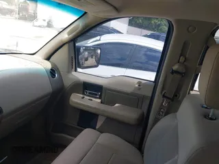 2004 Ford F-150 XLT z VIN 1FTRW12W54KB44828, wystawiony jako IAAI lot #42179442 z przebiegiem 226 441 mil mil oraz . Historia ofert i sprzedaży dostępna na DreamBid. Obrazek 5.