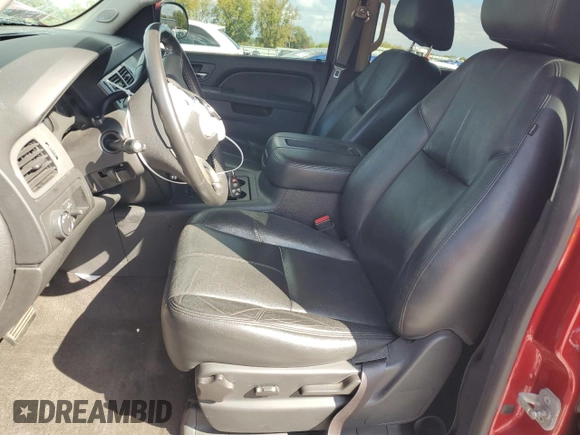 2014 Chevrolet Suburban LT with VIN 1GNSCJE01ER173342, listed as a Copart auction lot 72085424 with 134,321 mi miles and Salvage Title. Bid and sale history available at carsss.com. Image 7.