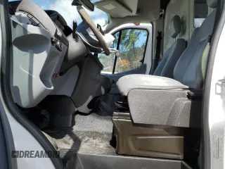 2016 Ford Transit Cargo with VIN 1FTYR1CM8GKA26342, listed as a Copart auction lot 44266105 with 150,450 mi miles and Salvage title. Bid and sale history available at DreamBid. Image 7.