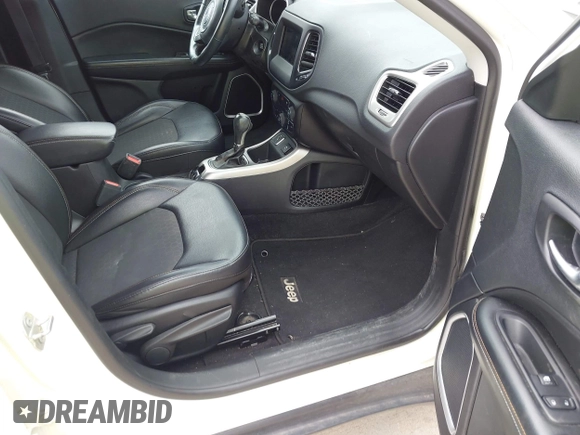 2019 Jeep Compass Latitude with VIN 3C4NJCBB9KT652088, listed as a IAAI auction lot 42162439 with 97,276 mi miles and . Bid and sale history available at DreamBid. Image 5.