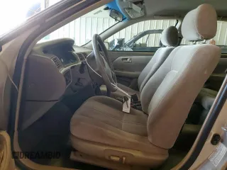 1999 Toyota Camry LE z VIN 4T1BG22K3XU392937, wystawiony jako Copart lot #57371225 z przebiegiem 187 793 mil mil oraz Szkoda całkowita • Salvage title. Historia ofert i sprzedaży dostępna na DreamBid. Obrazek 7.
