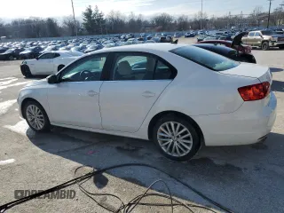 2013 Volkswagen Jetta SEL with VIN 3VWLX7AJ2DM402059, listed as a Copart auction lot 43459935 with 175,130 mi miles and Salvage title. Bid and sale history available at DreamBid. Image 2.