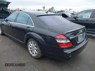 2008 Mercedes-Benz S 550 with VIN WDDNG86X98A240227, listed as a IAAI auction lot 41783980 with 155,929 mi miles and . Bid and sale history available at DreamBid. Image 3.